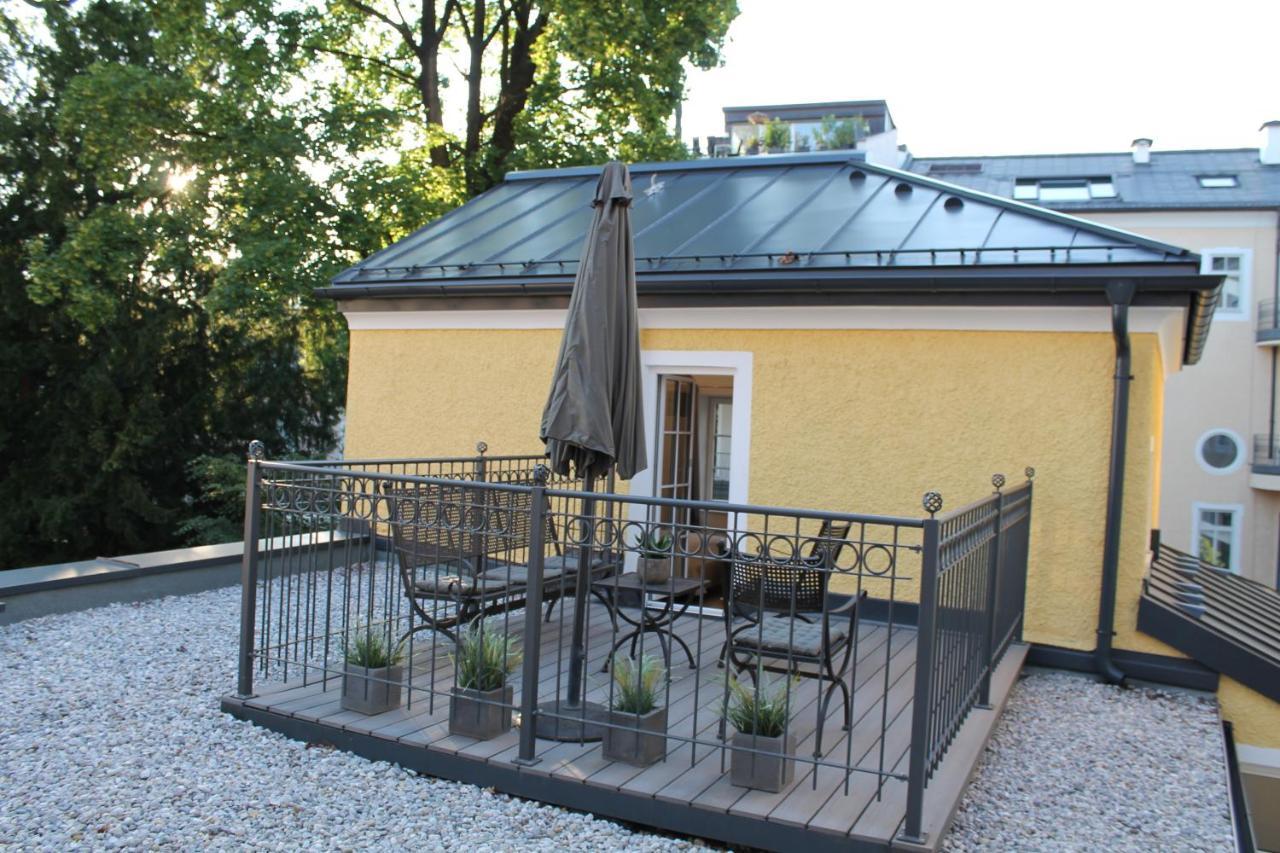 Mozart'S Garden Villa Salzburg Bagian luar foto